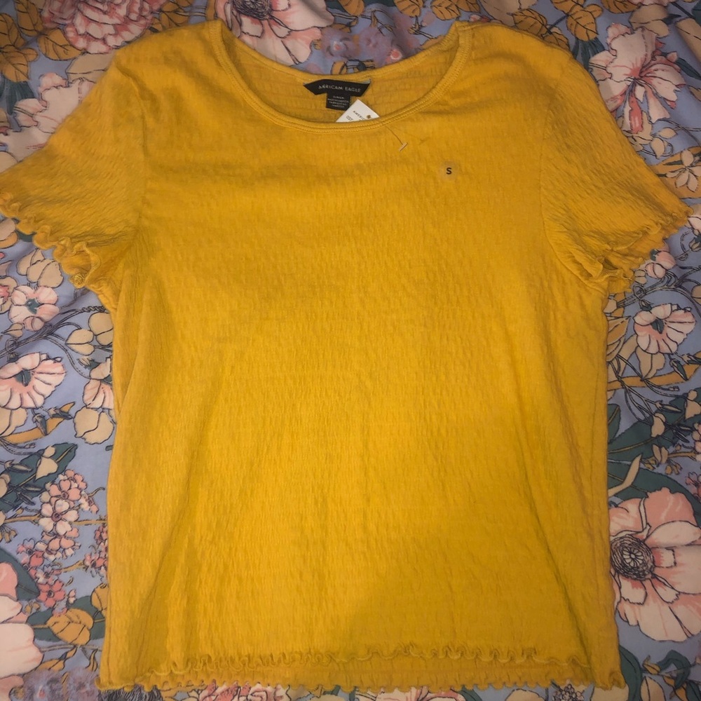 American Eagle Yellow Lettuce Edge Top